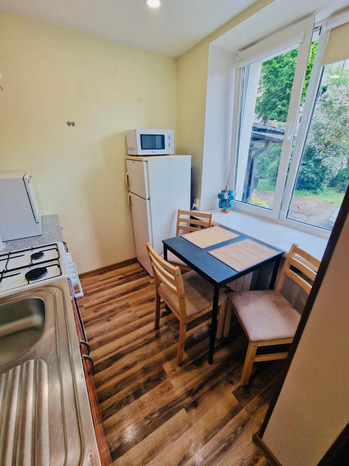Tallinnhousing Studio For 4 With Free Parking 外观 照片