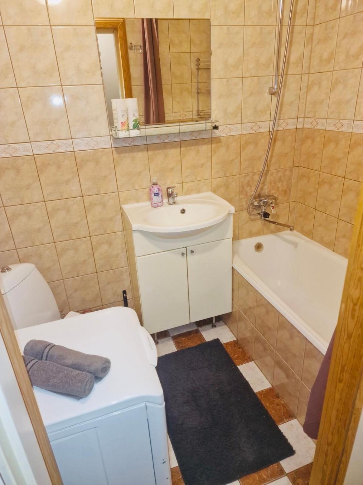 Tallinnhousing Studio For 4 With Free Parking 外观 照片